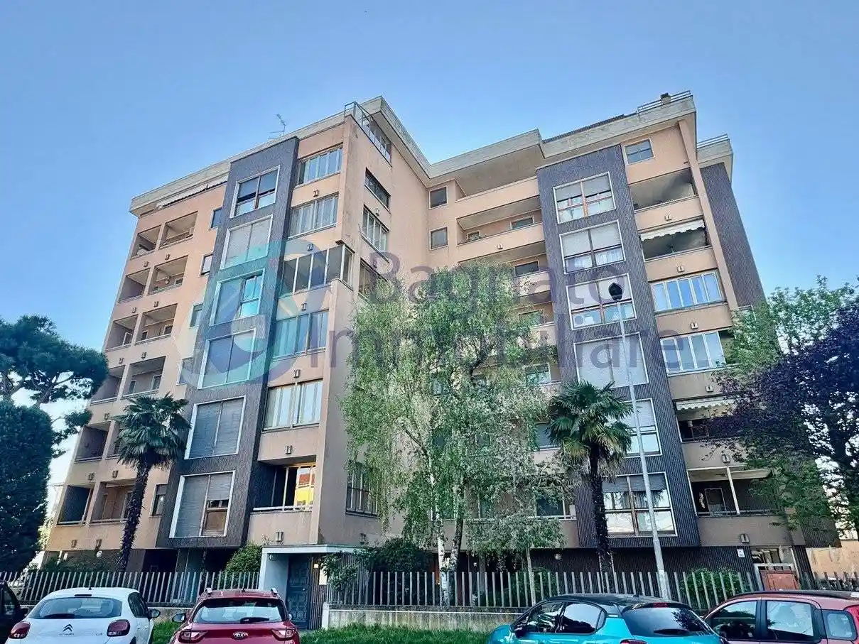 Appartamento in vendita a Novara