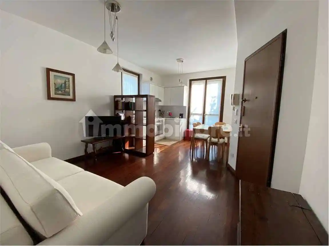 Appartamento in affitto a Como