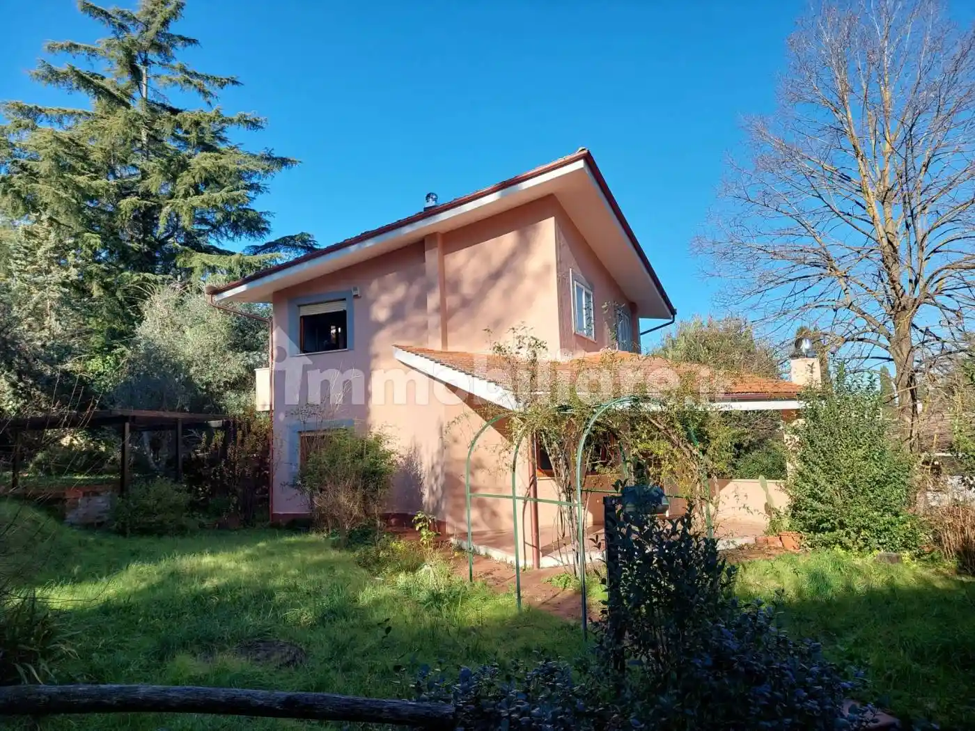 Villa in vendita a Castelnuovo di Porto