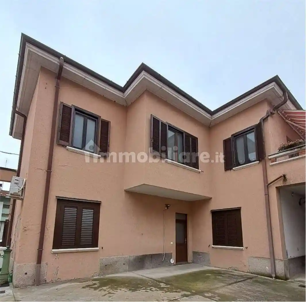 Appartamento in vendita a Busto Garolfo