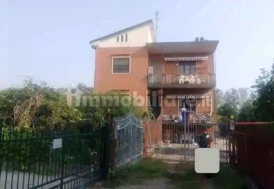 Appartamento in vendita a Torre d'Isola