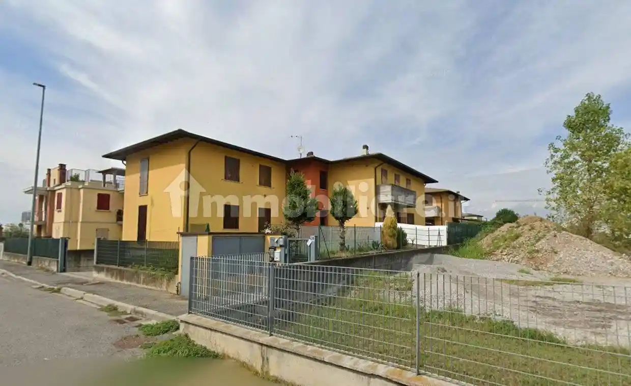 Appartamento in vendita a Offlaga