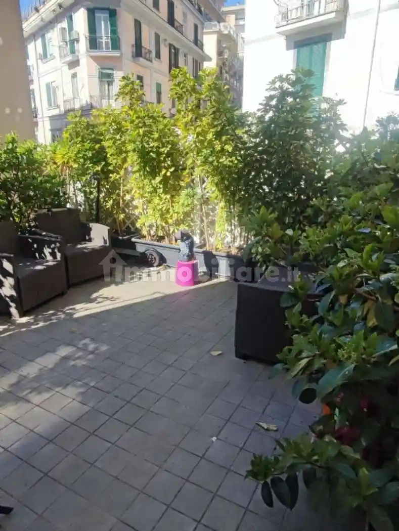 Appartamento in affitto a Napoli