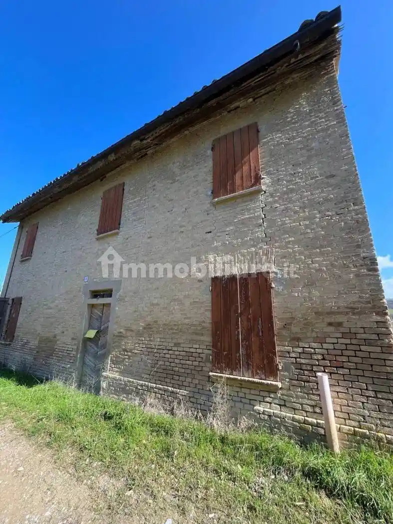 Rustico - Casale in vendita a Codevilla