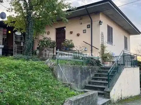 Villa in vendita a Casalnoceto