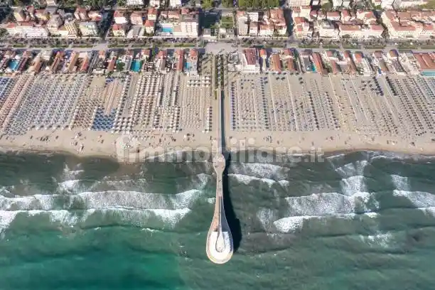 Casa indipendente in vendita a Viareggio