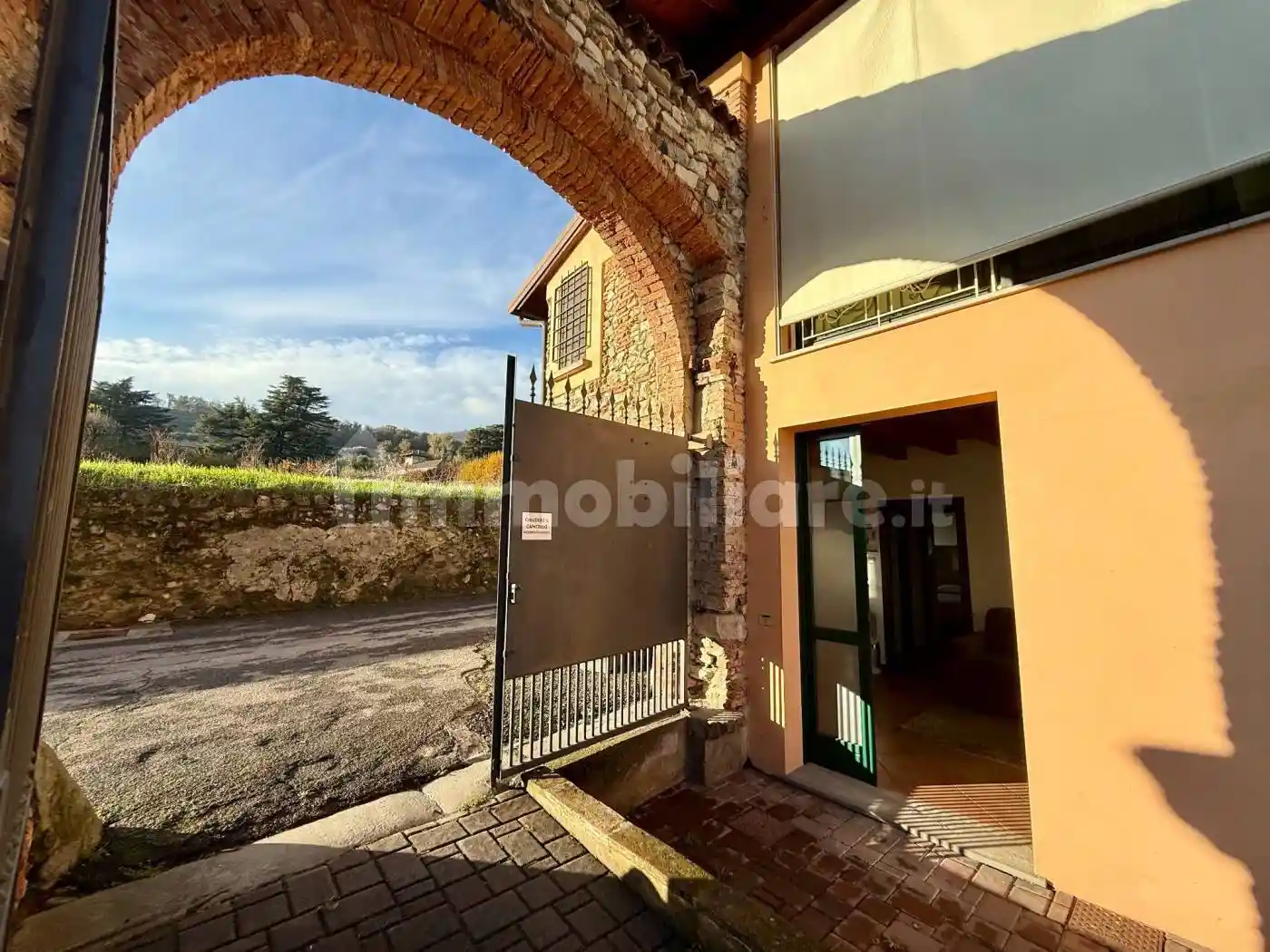 Appartamento in affitto a Corte Franca