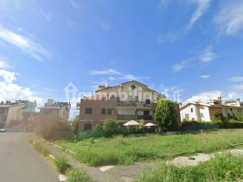 Appartamento in vendita a Guidonia Montecelio