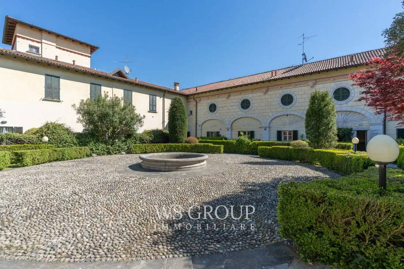 Casa indipendente in vendita a Monza