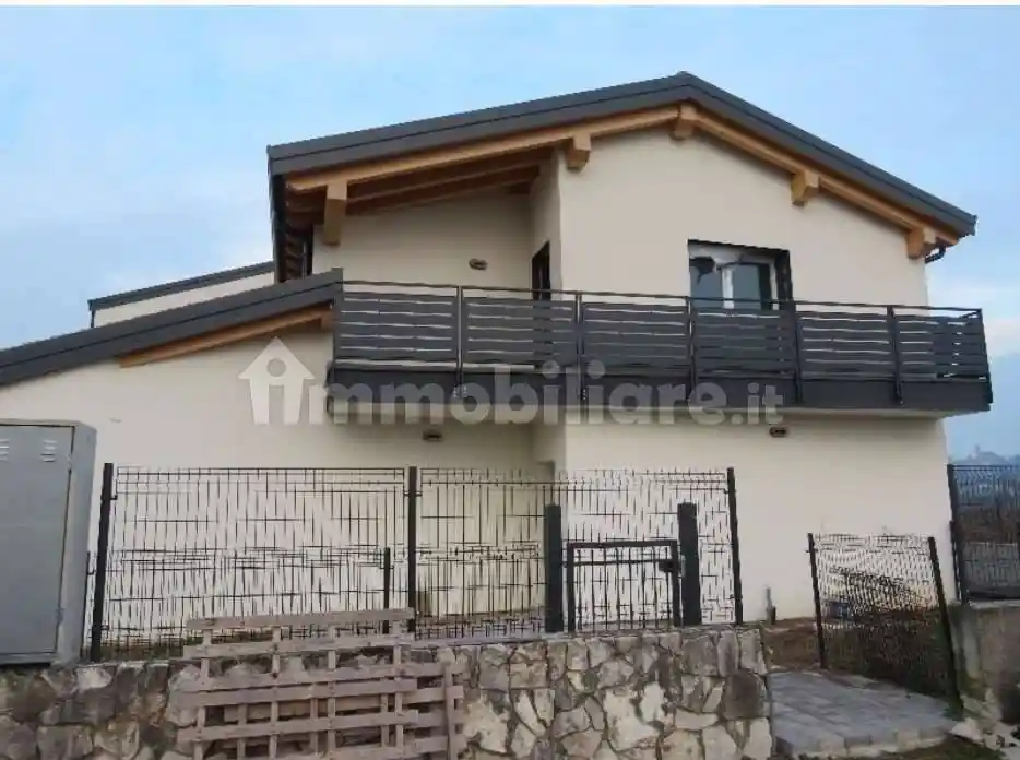 Appartamento in vendita a Lavagno