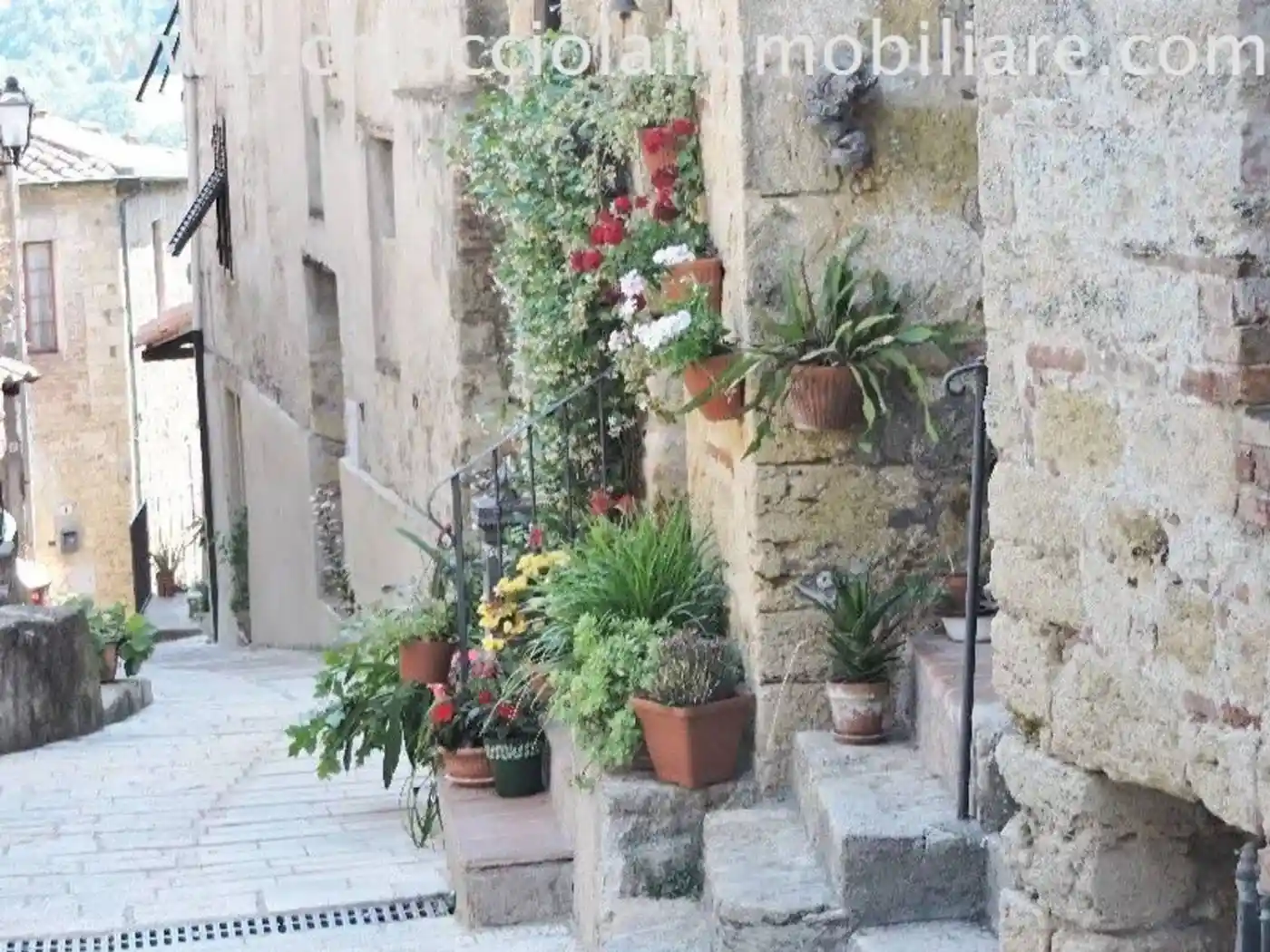 Appartamento in vendita a Pomarance