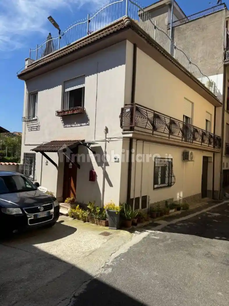 Casa indipendente in vendita a San Cesareo