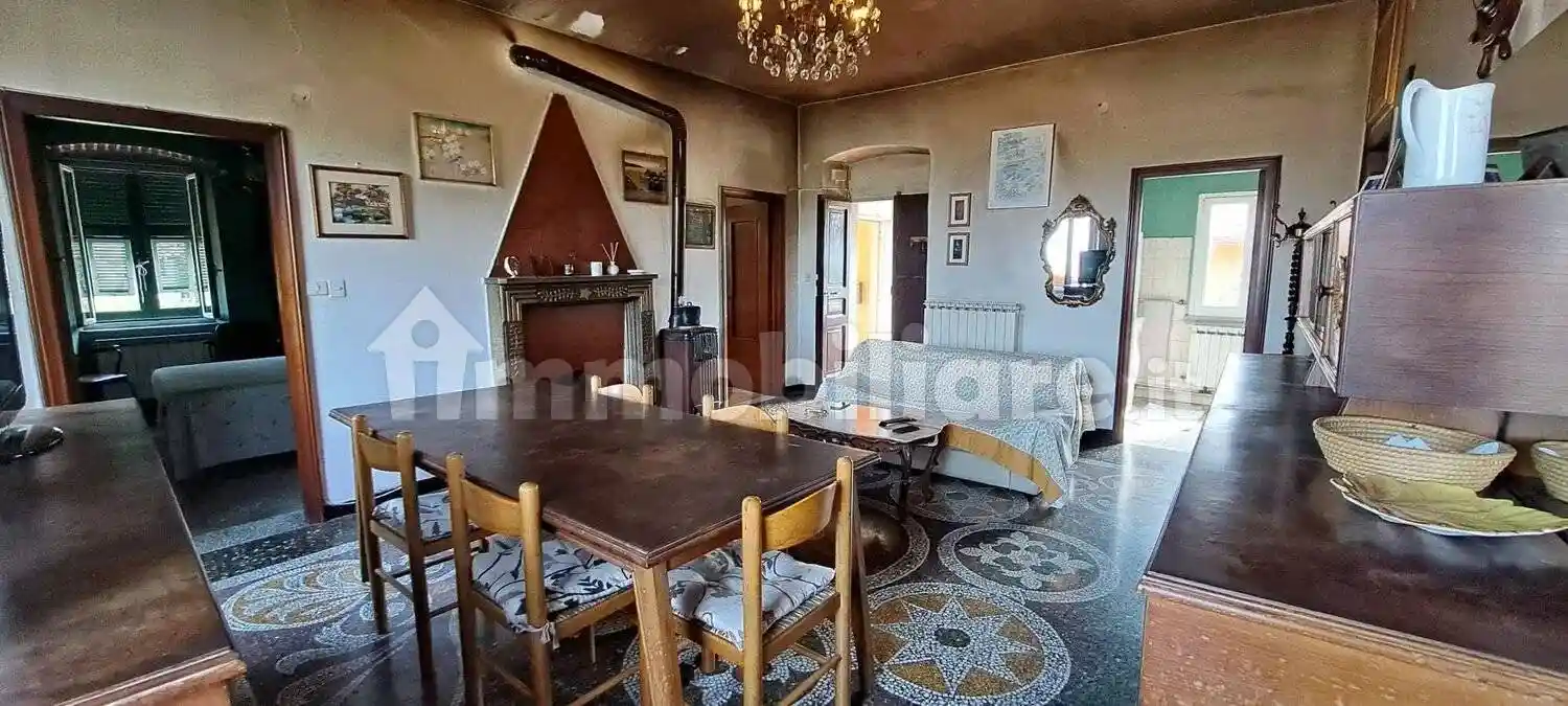 Appartamento in vendita a Castiglione Chiavarese