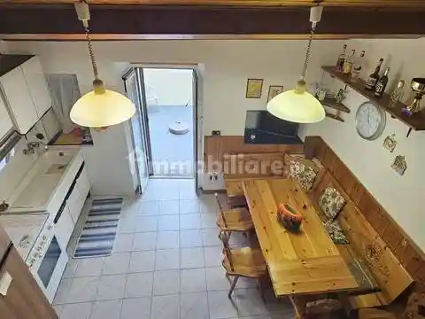 Appartamento in vendita a Varese Ligure