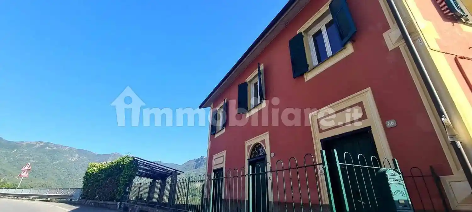 Appartamento in vendita a Castiglione Chiavarese