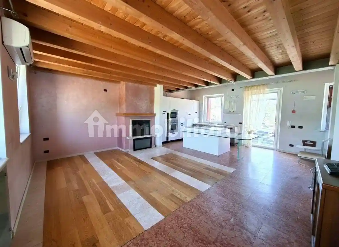 Villetta a schiera in vendita a Valeggio sul Mincio