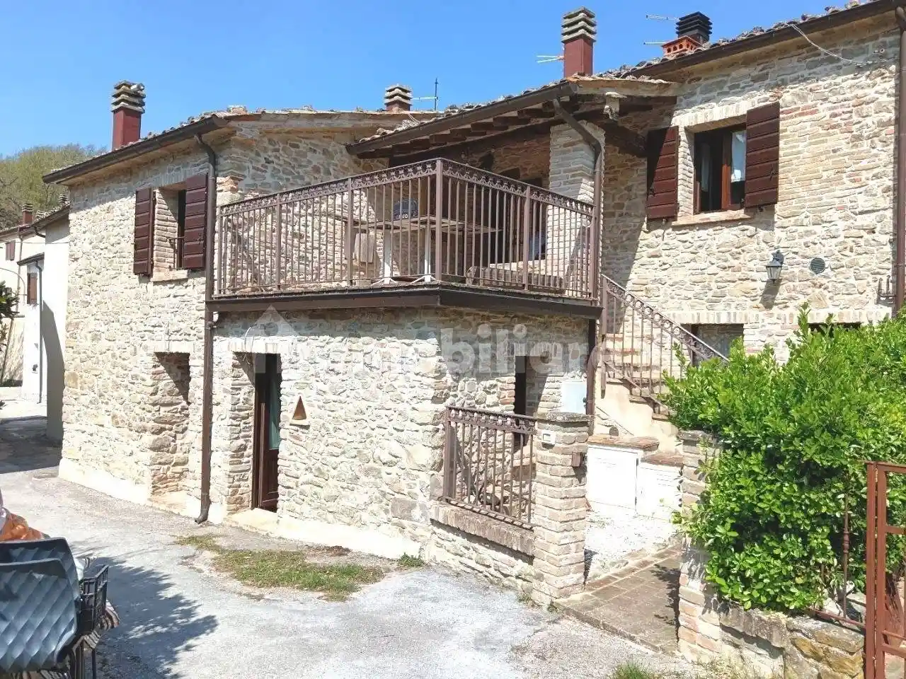 Villa in vendita a Montefiore Conca