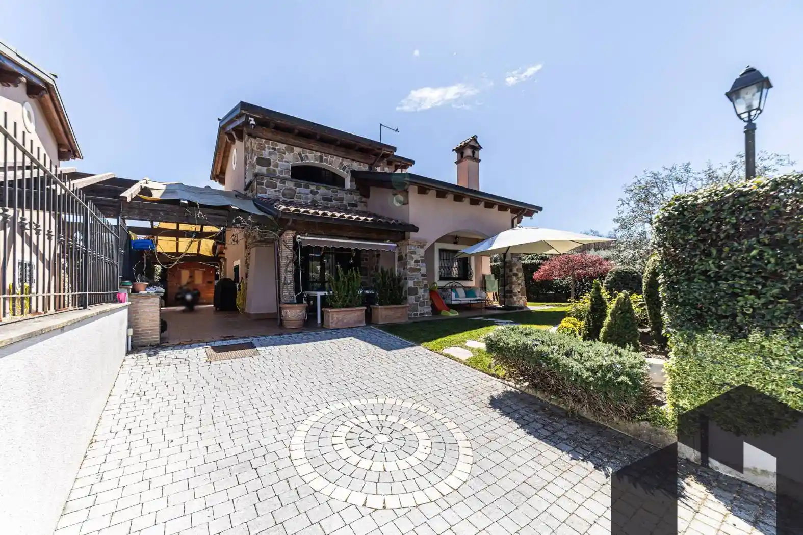 Villa in vendita a Monte Compatri