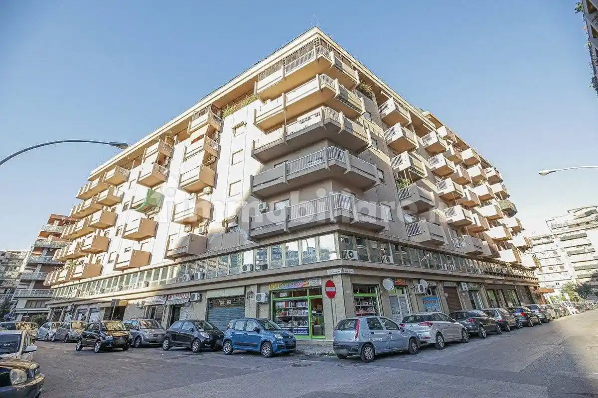 Appartamento in affitto a Palermo