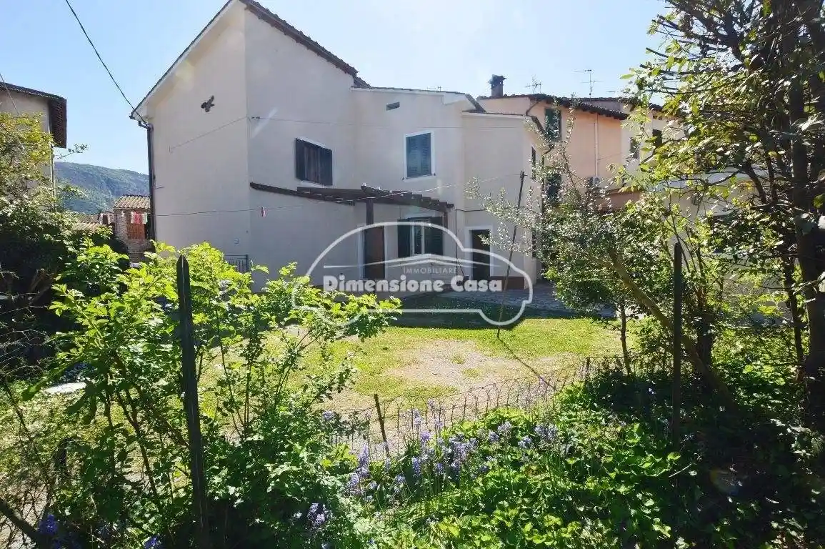 Villa in vendita a Lucca