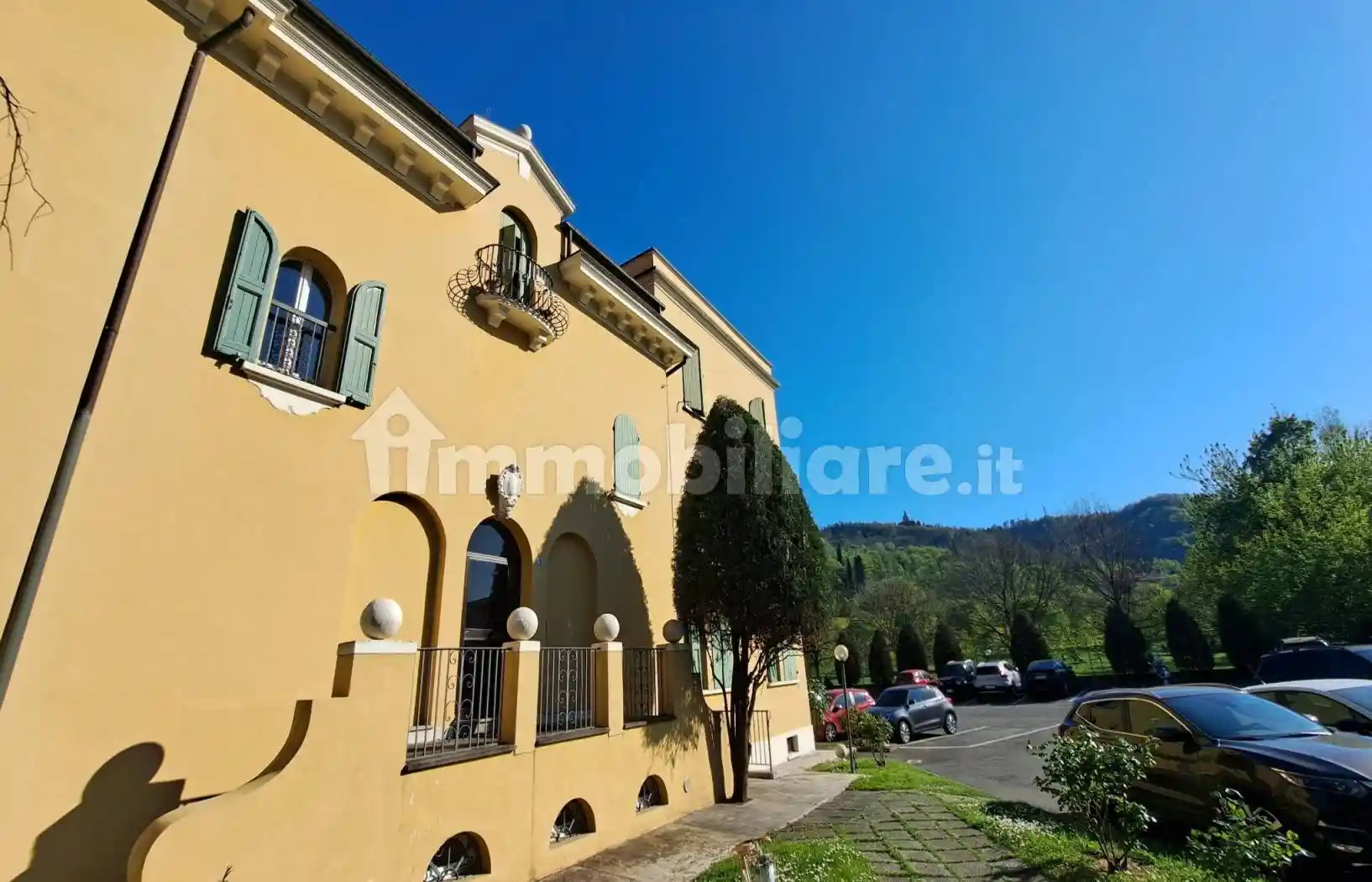 Appartamento in vendita a Bologna