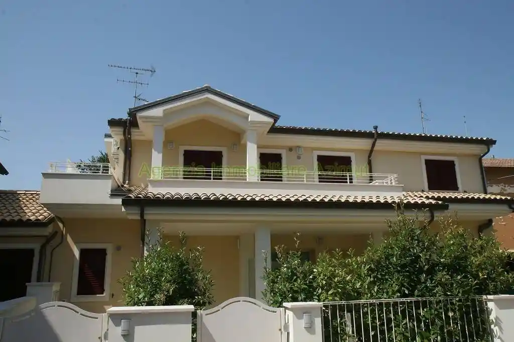 Appartamento in affitto a Fano