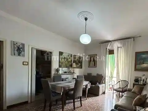 Appartamento in vendita a Reggio Emilia