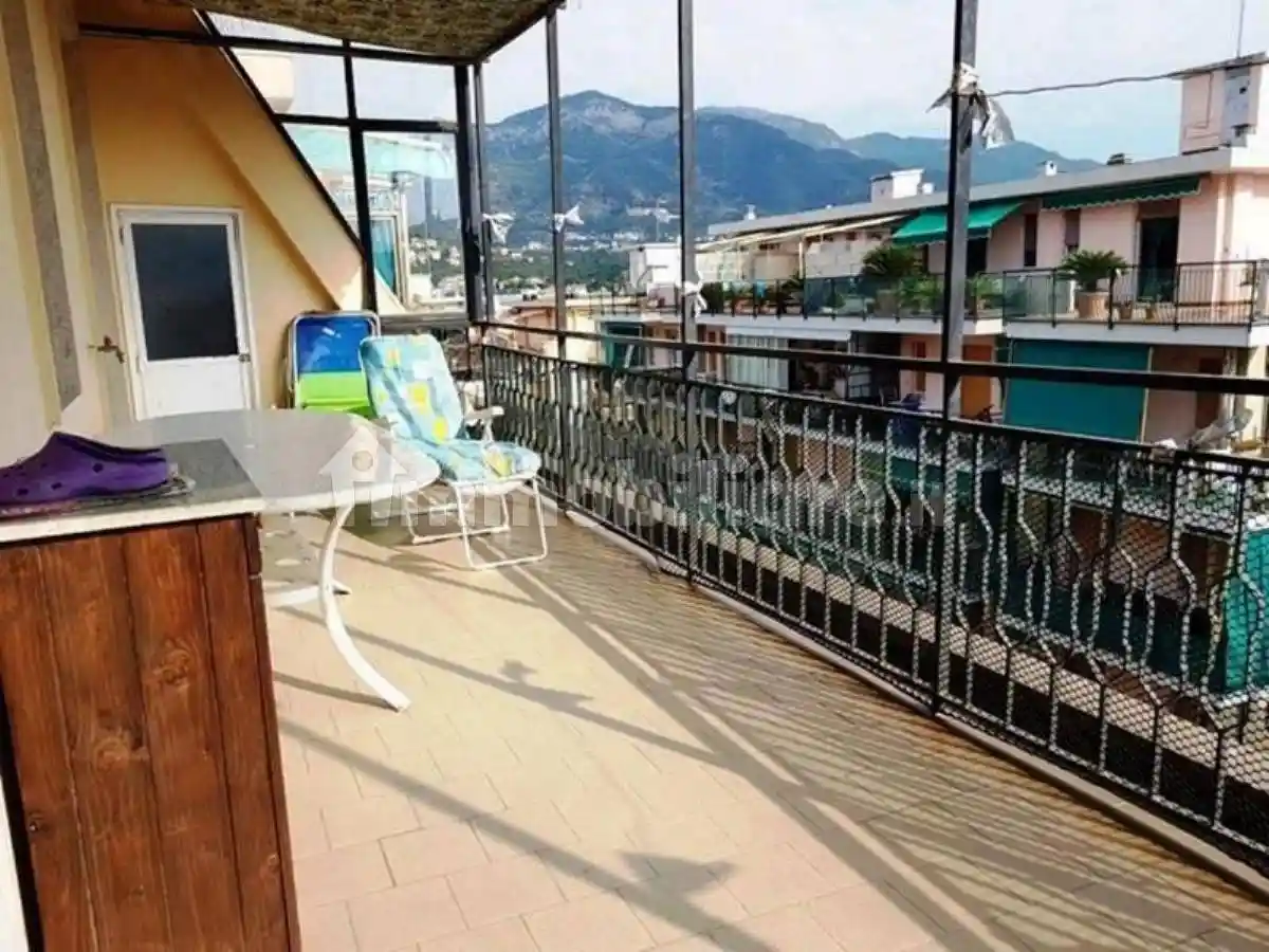 Appartamento in vendita a Borghetto Santo Spirito