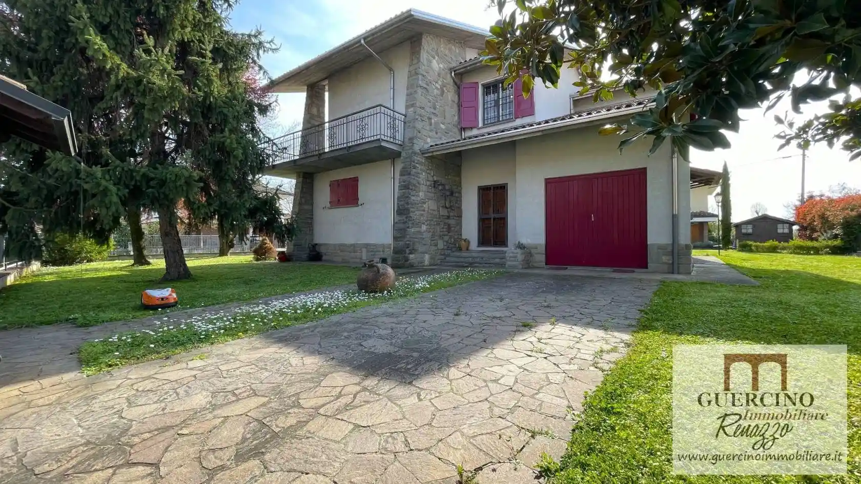 Villa in vendita a Cento