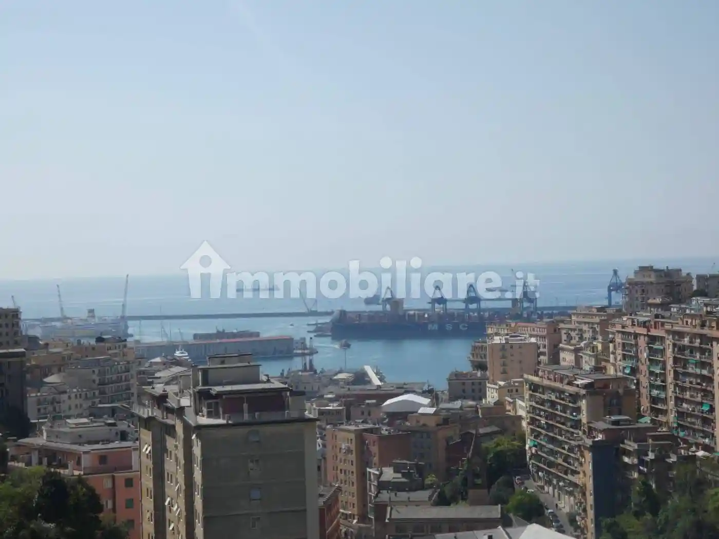 Appartamento in vendita a Genova