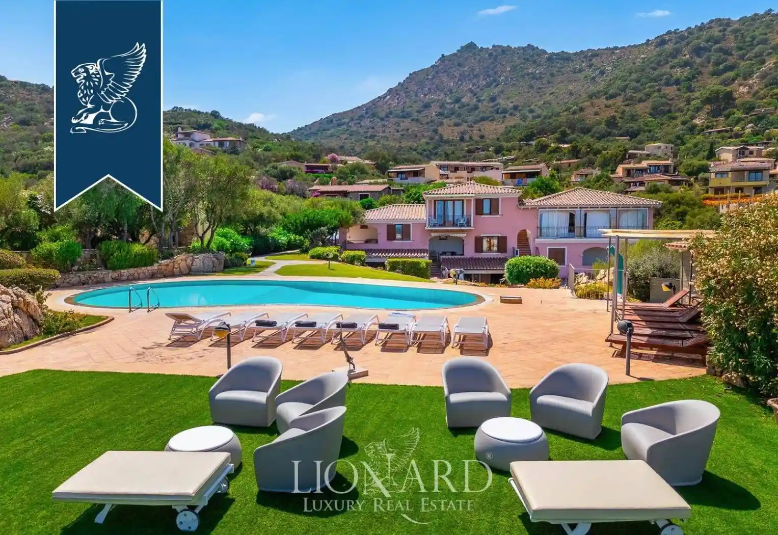 Villa in vendita a San Teodoro