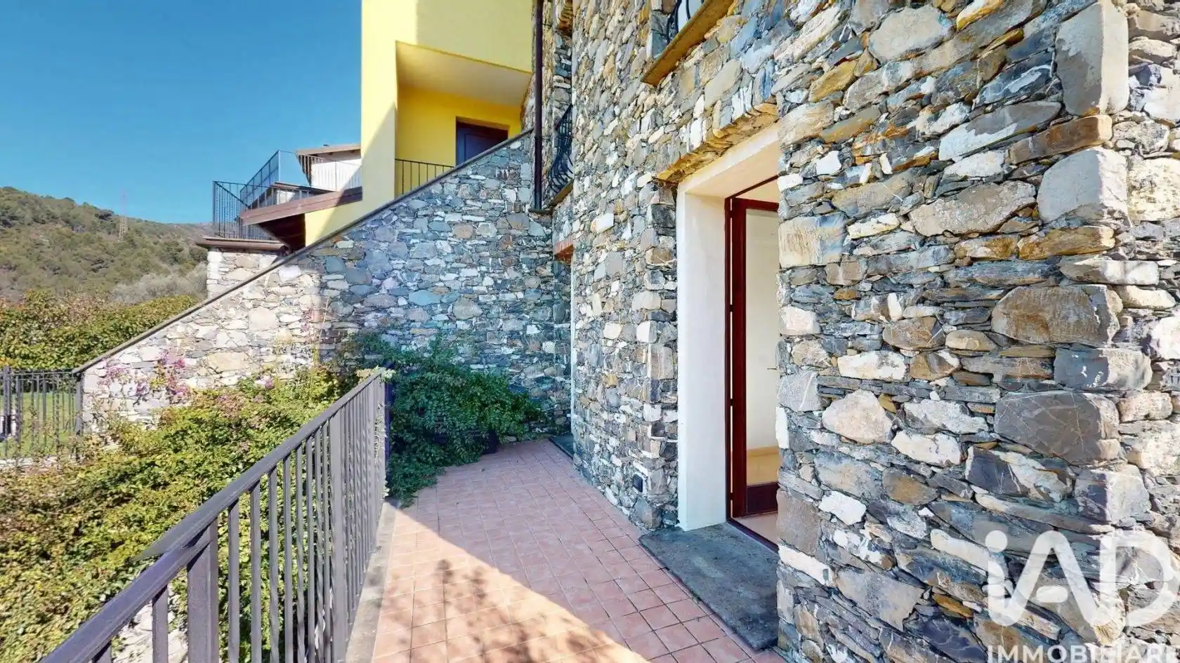 Appartamento in vendita a Andora