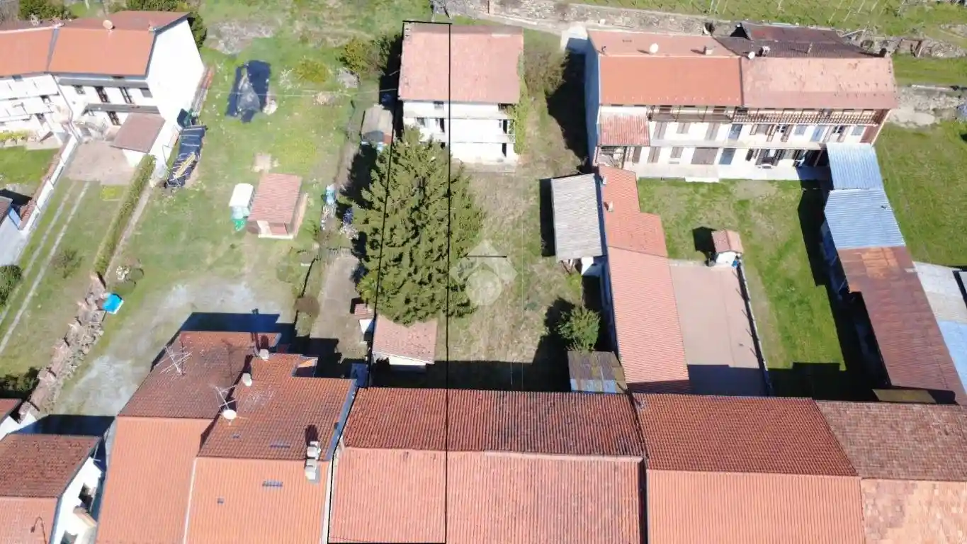 Casa indipendente in vendita a Zimone