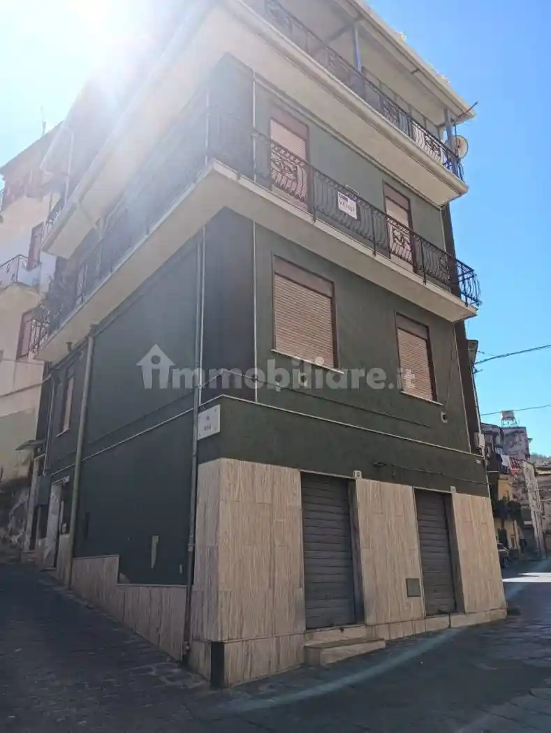 Appartamento in vendita a Bronte