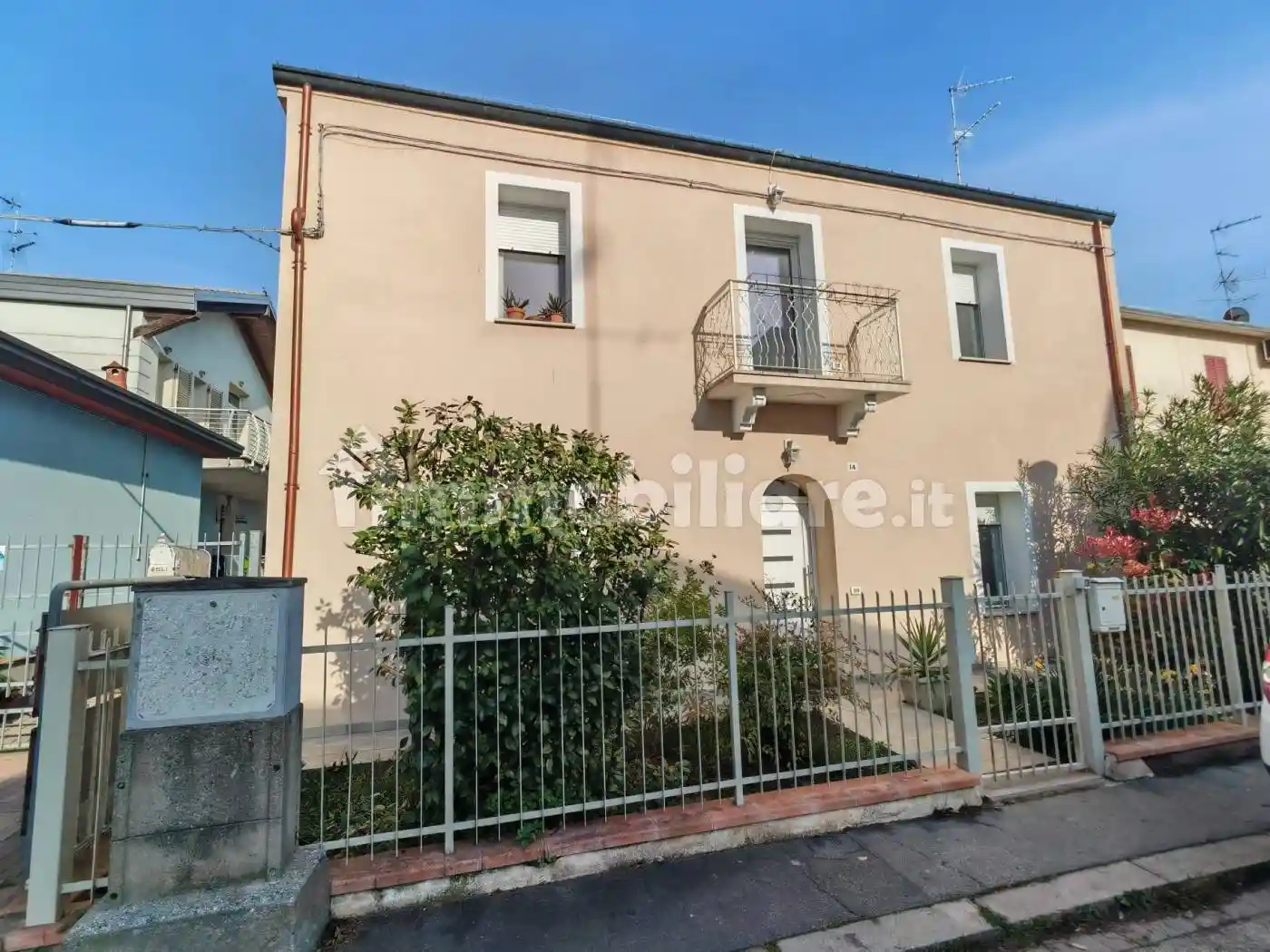 Villa in vendita a Ravenna