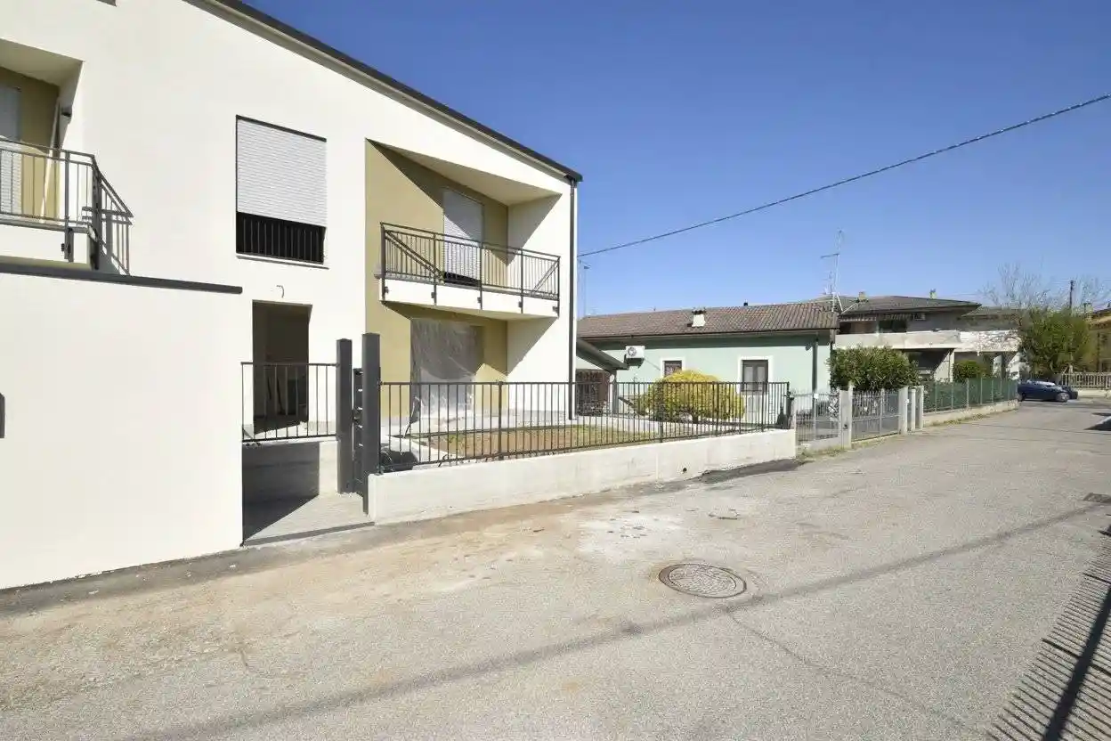 Villa in vendita a Mozzecane