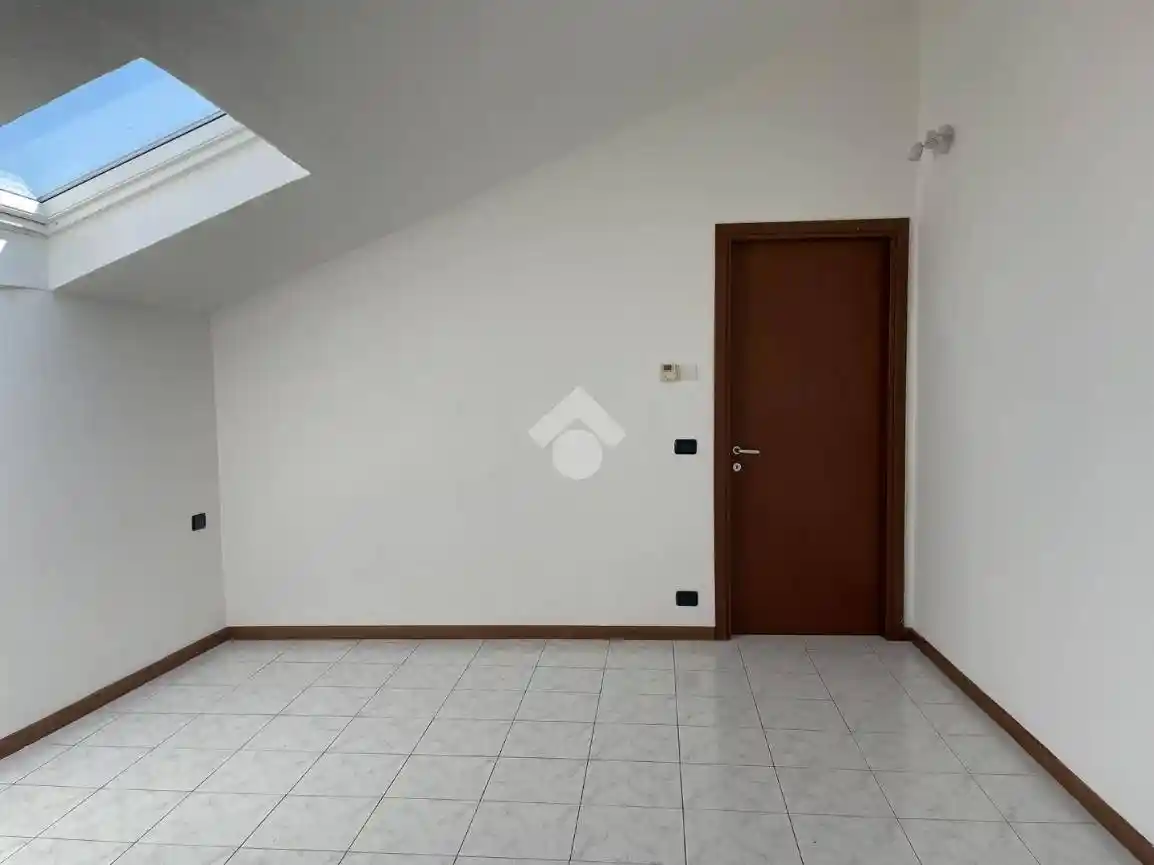 Appartamento in vendita a Cardano al Campo