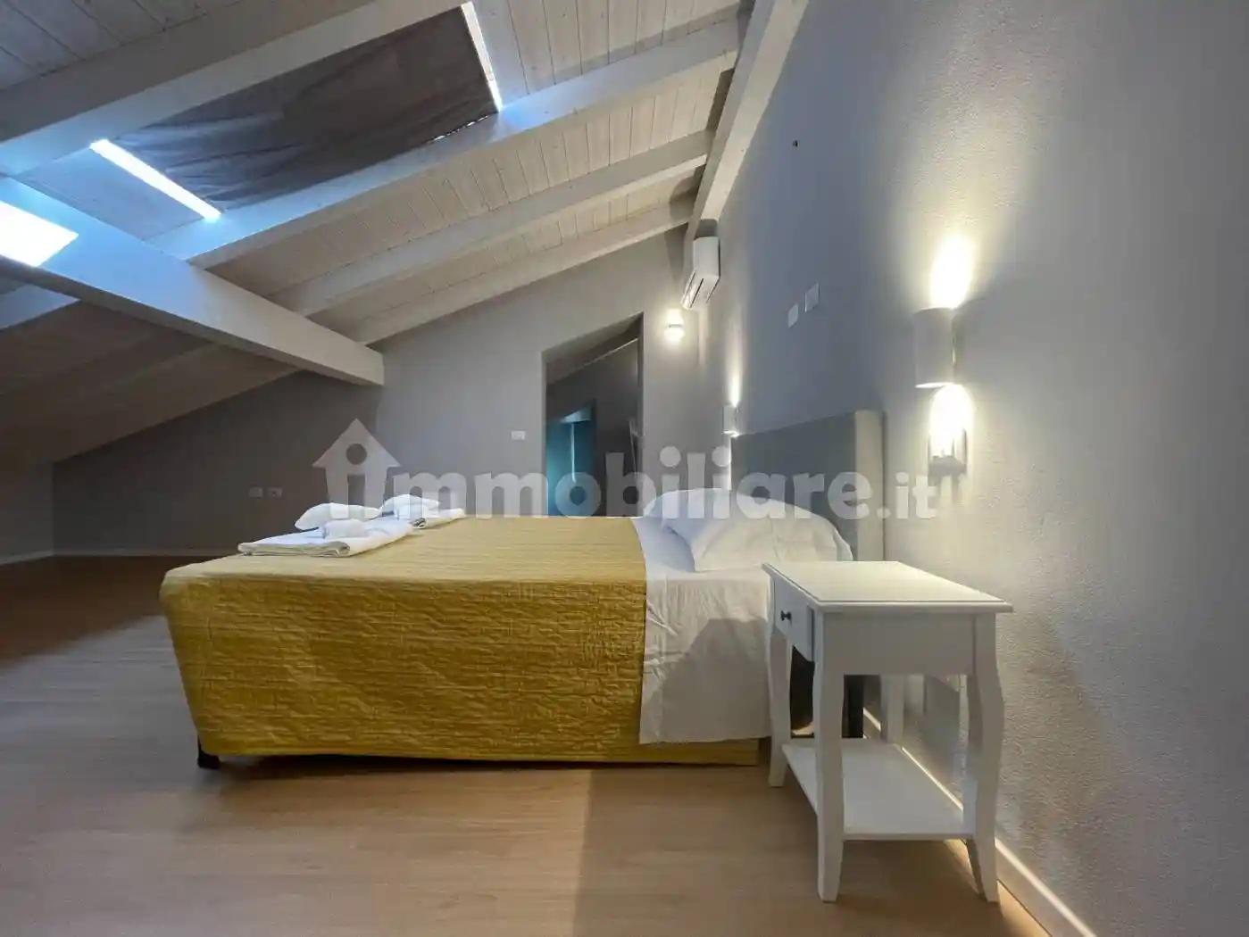 Appartamento in affitto a Sarzana