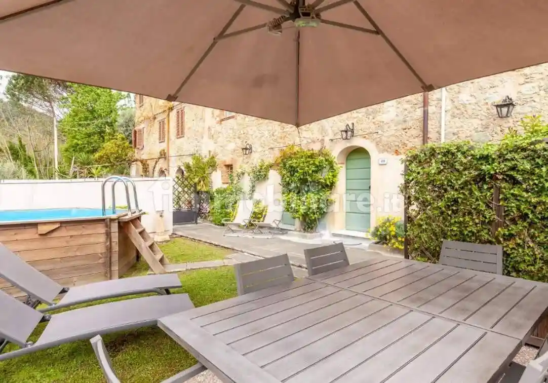 Rustico - Casale in vendita a Camaiore