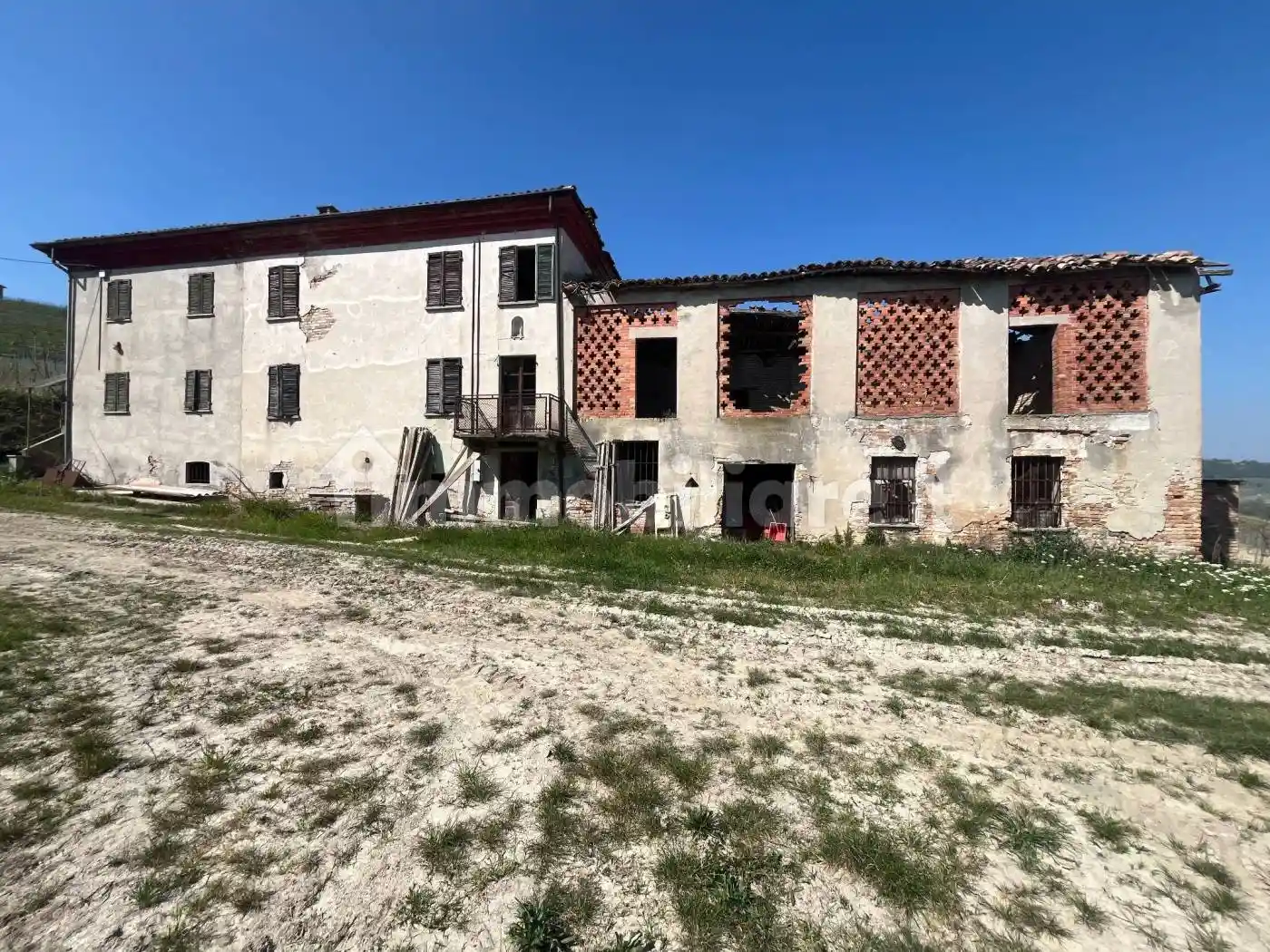 Rustico - Casale in vendita a Canelli