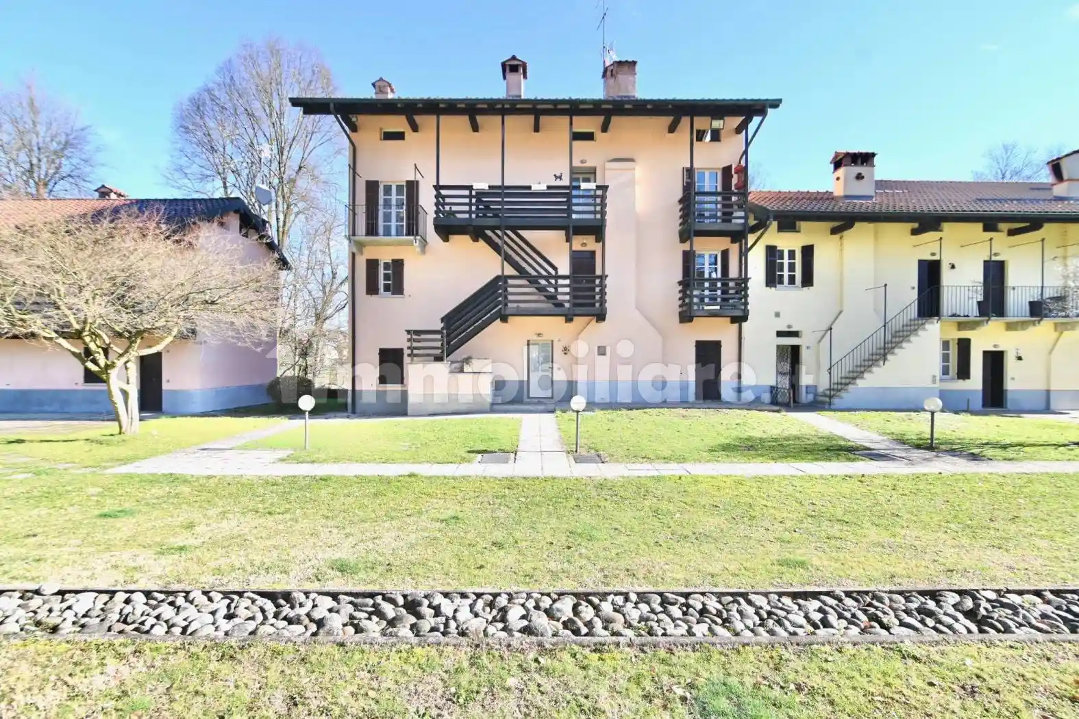 Appartamento in vendita a Castelletto Sopra Ticino