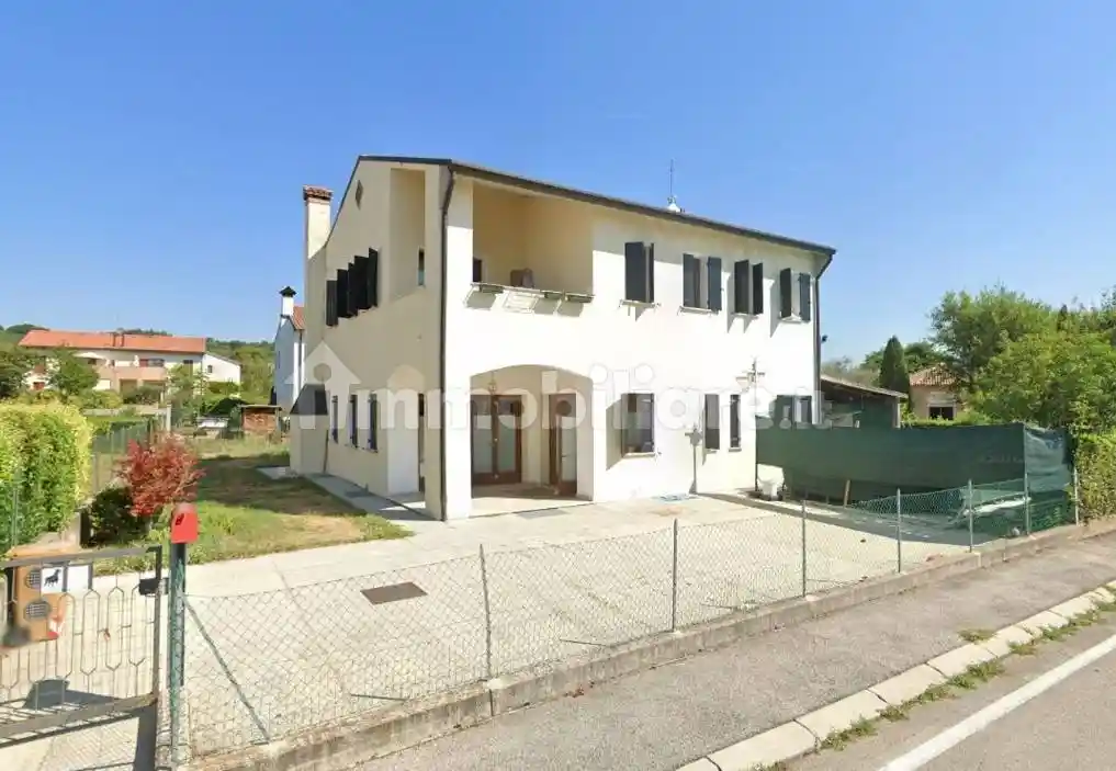 Villa in vendita a Nervesa della Battaglia