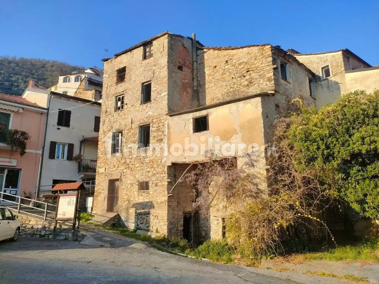 Rustico - Casale in vendita a Pontedassio
