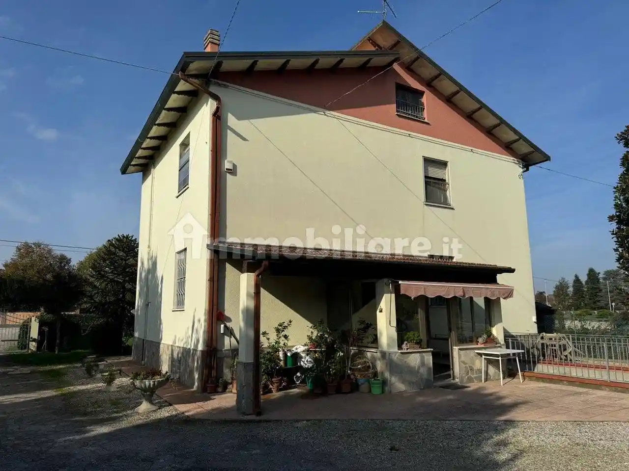 Casa indipendente in vendita a Ferrara