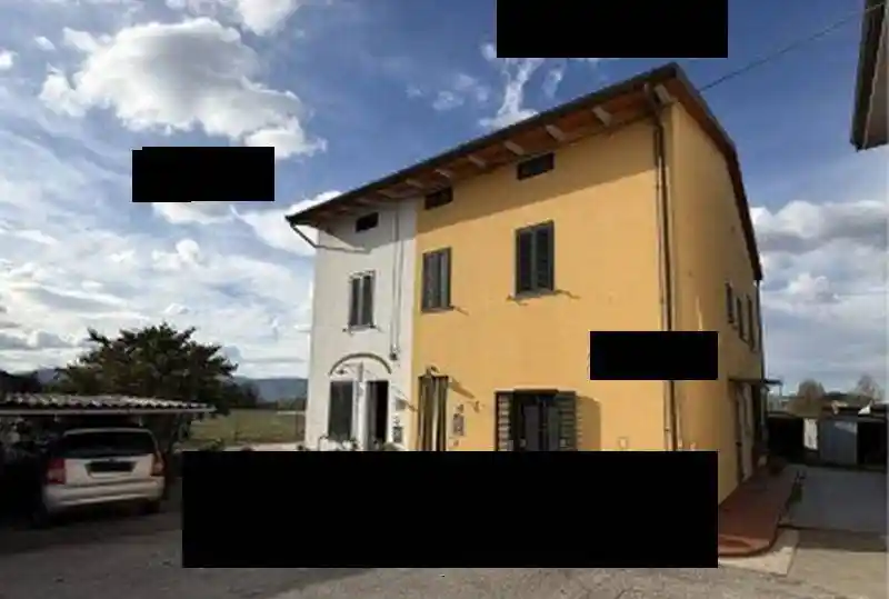 Casa indipendente in vendita a Agliana