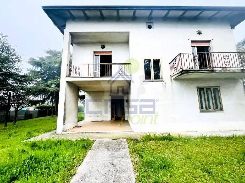 Villa in vendita a Piubega