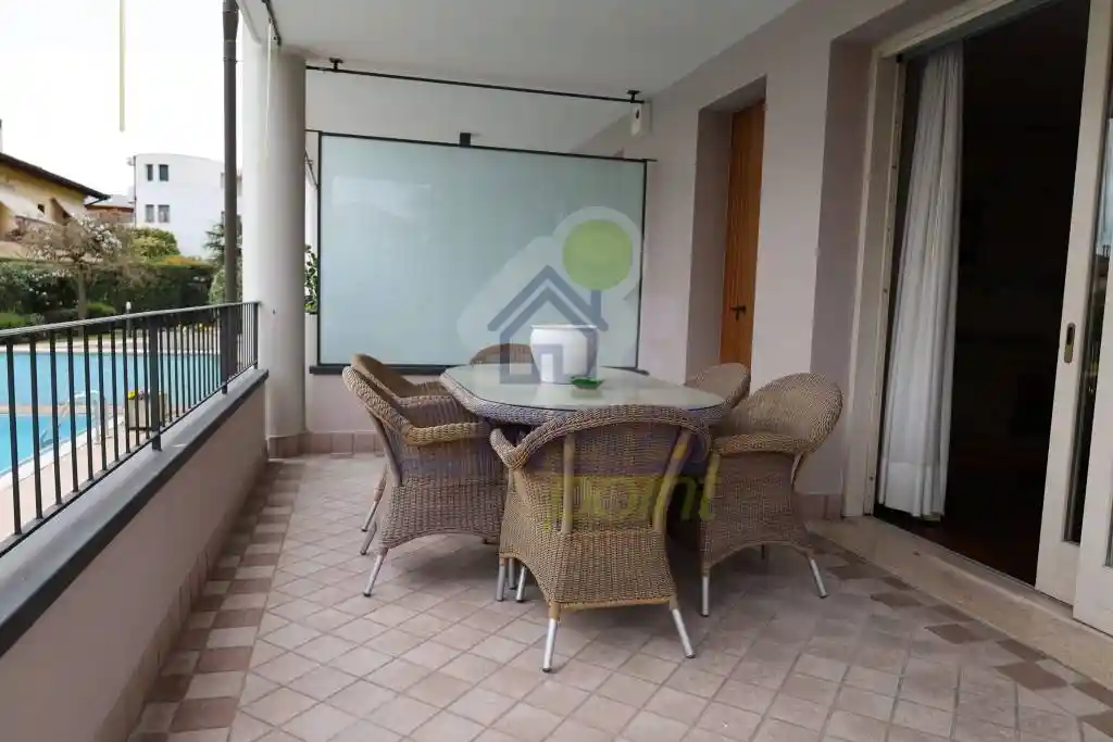 Appartamento in affitto a Peschiera del Garda