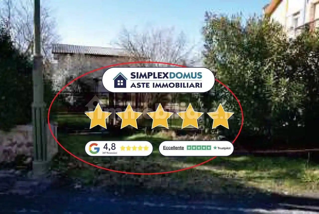 Villa in vendita a Pastrengo