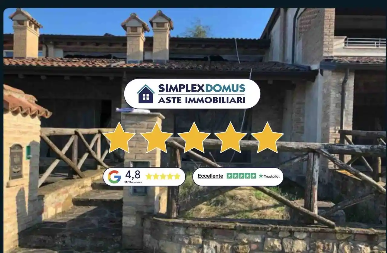 Villa in vendita a Gazzola