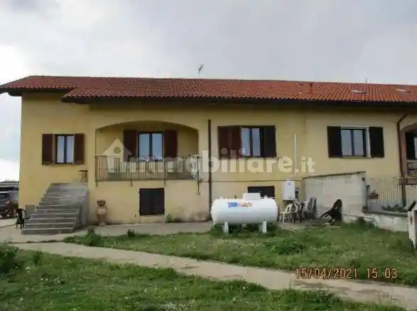 Villa in vendita a Ossona